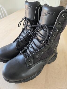 DANNER Striker II GTX Black Tactical Leather Boots - Like new!